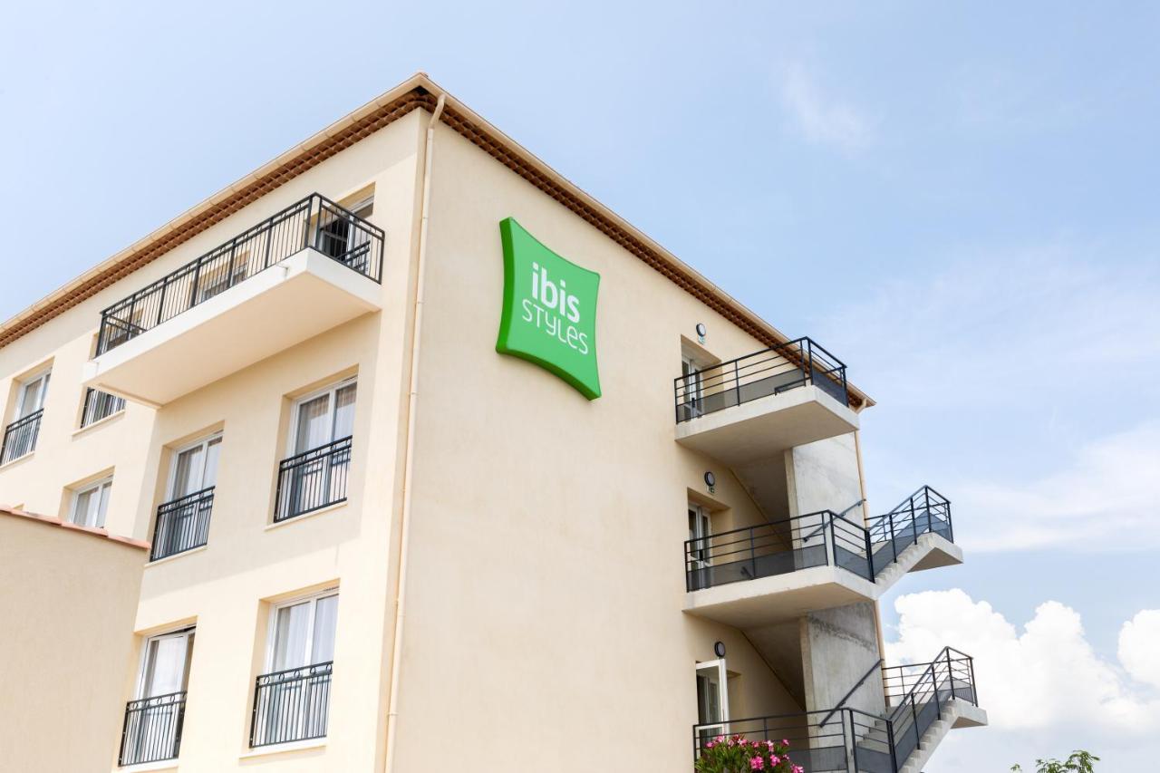 Hotel Ibis Styles Miramas Exterior foto