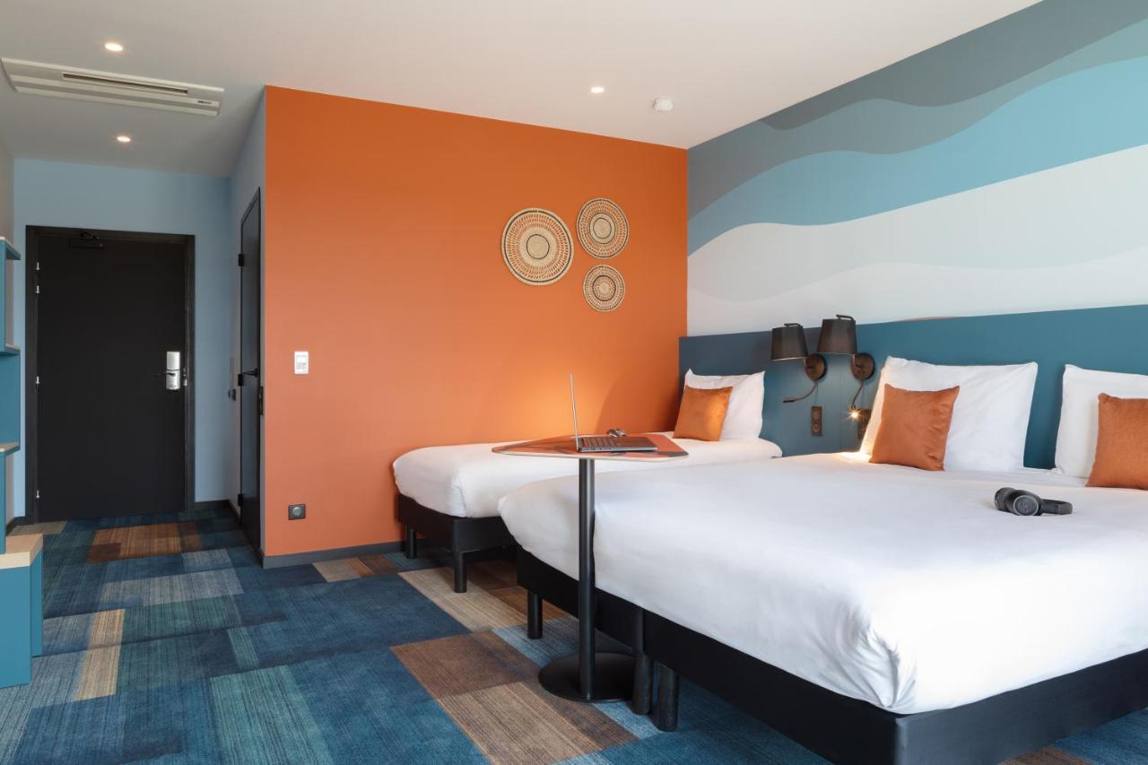 Hotel Ibis Styles Miramas Exterior foto