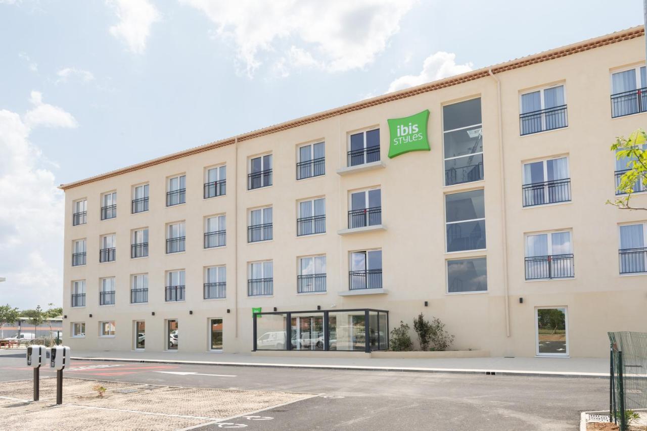 Hotel Ibis Styles Miramas Exterior foto