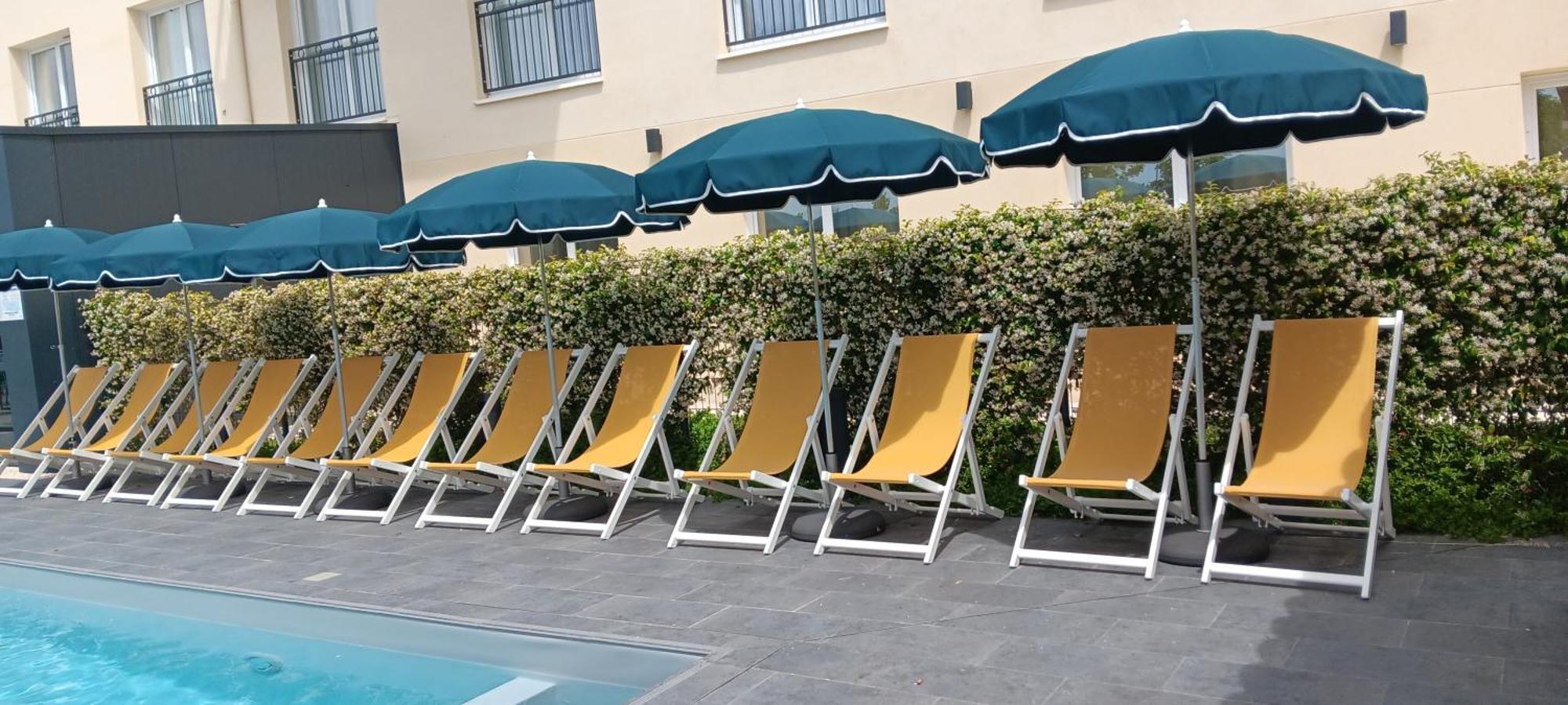 Hotel Ibis Styles Miramas Exterior foto