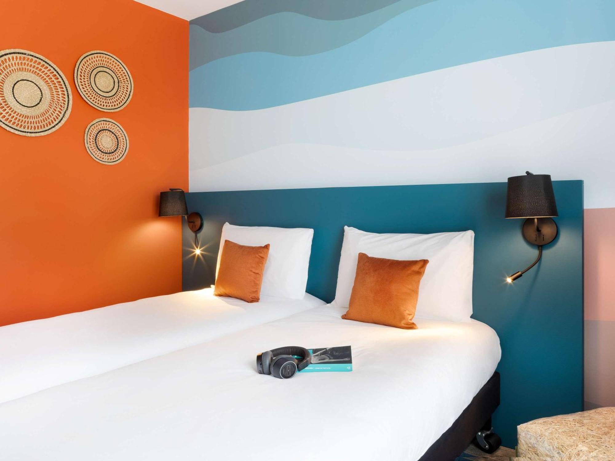 Hotel Ibis Styles Miramas Exterior foto